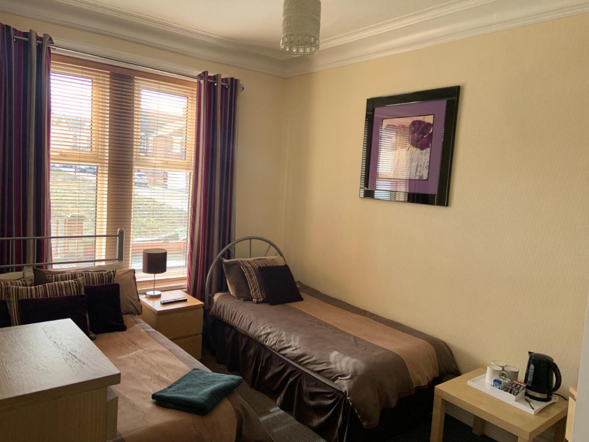 Melrose Guest House Whitley Bay Eksteriør billede